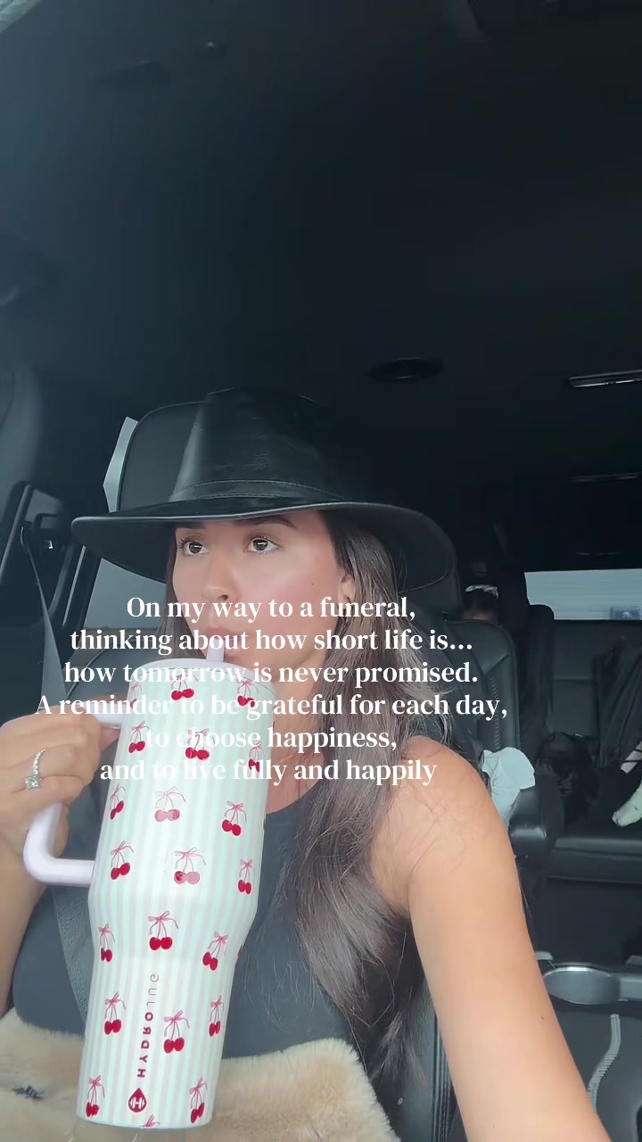 @heyyytheredalilaa