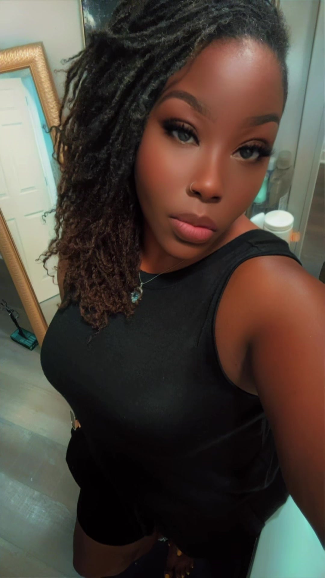 @Unapologetically_Mars