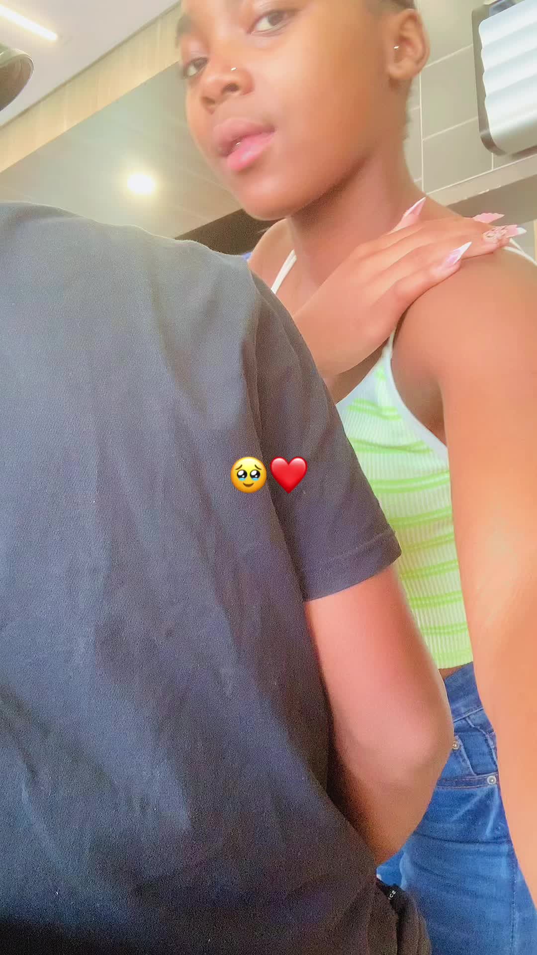 @nipho.cindy