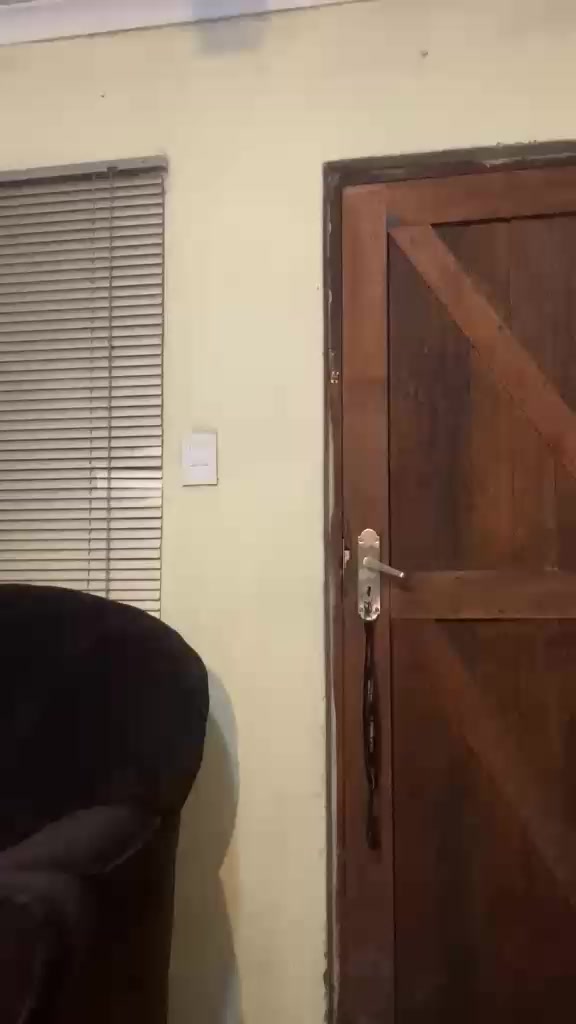 @Nqanqa