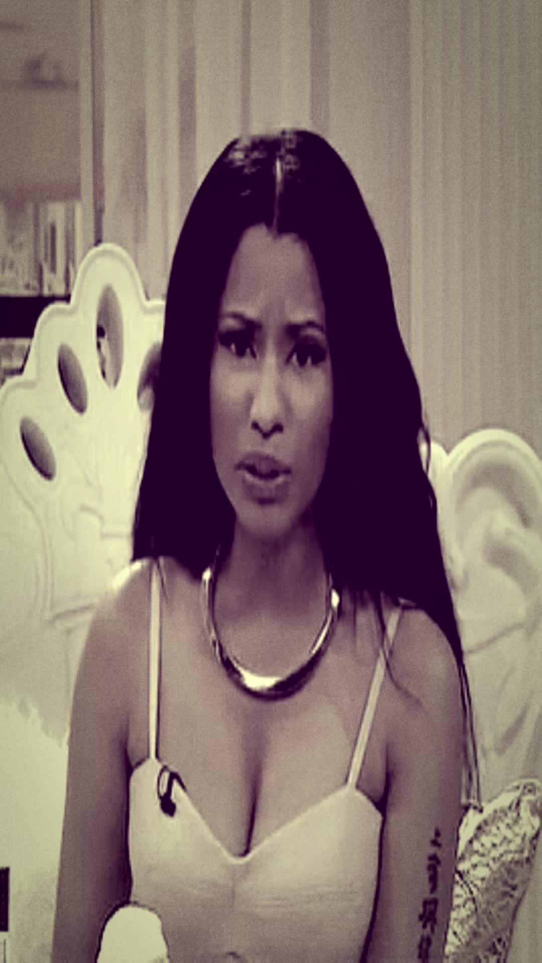 @exclusively_nickibarbz