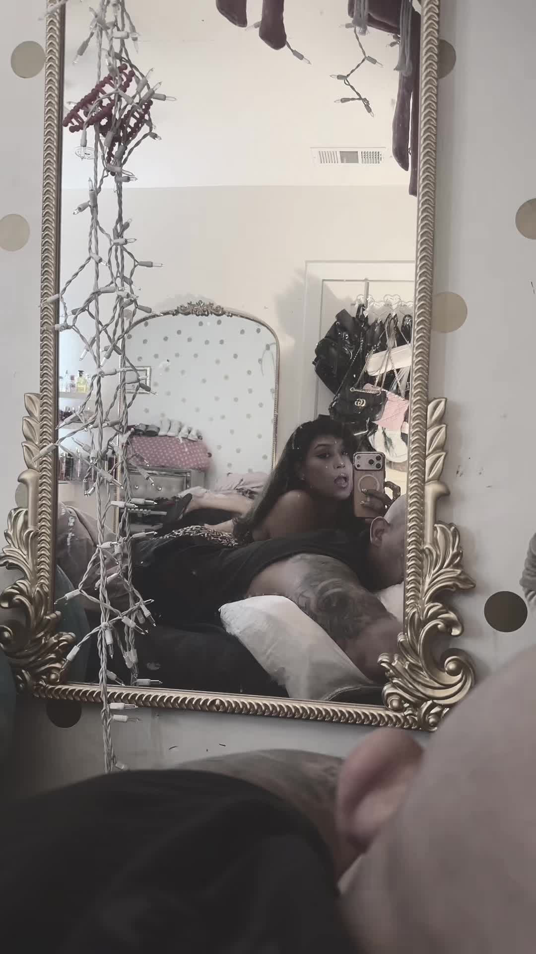 @★Daniela