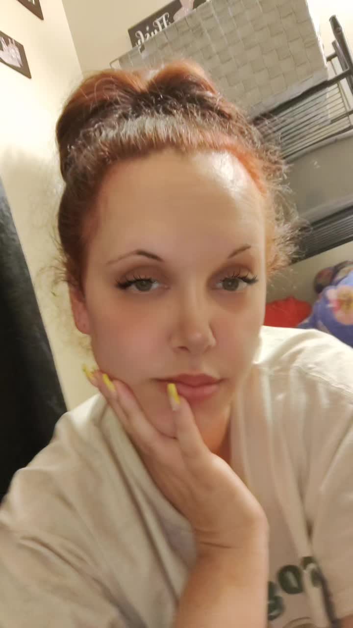 @smokingqueen420.0SAHM