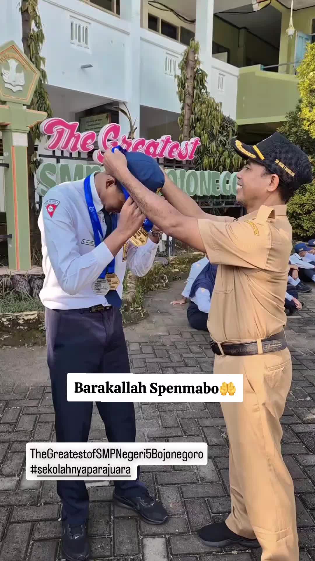 @Yuli Purwati15