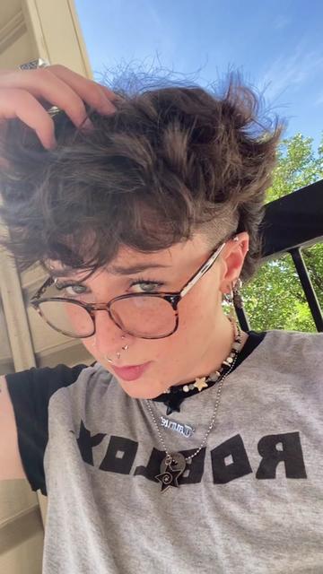 @kyraaa