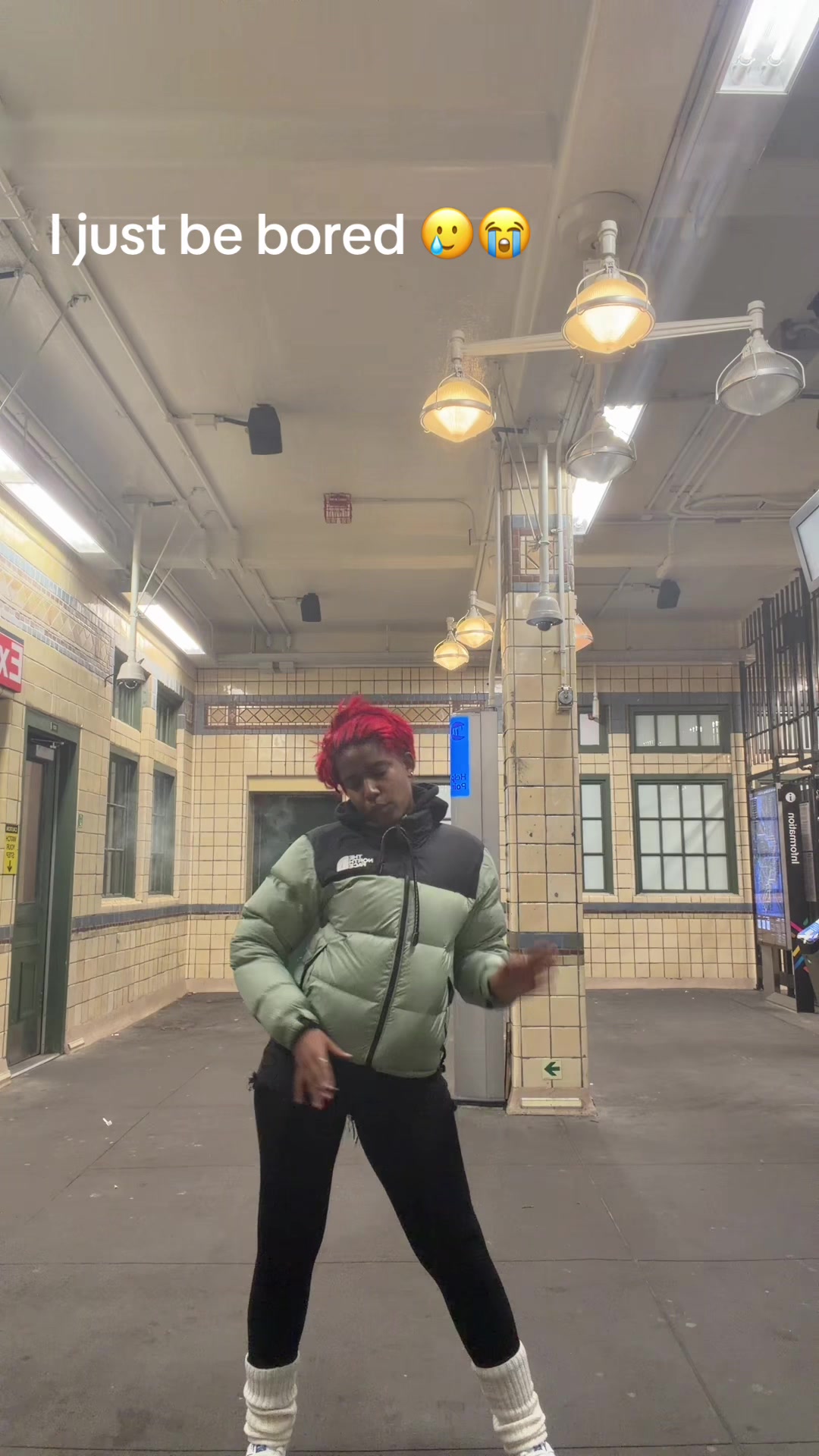 @UnhingedQueen👩🏾&zwj;🎤👑