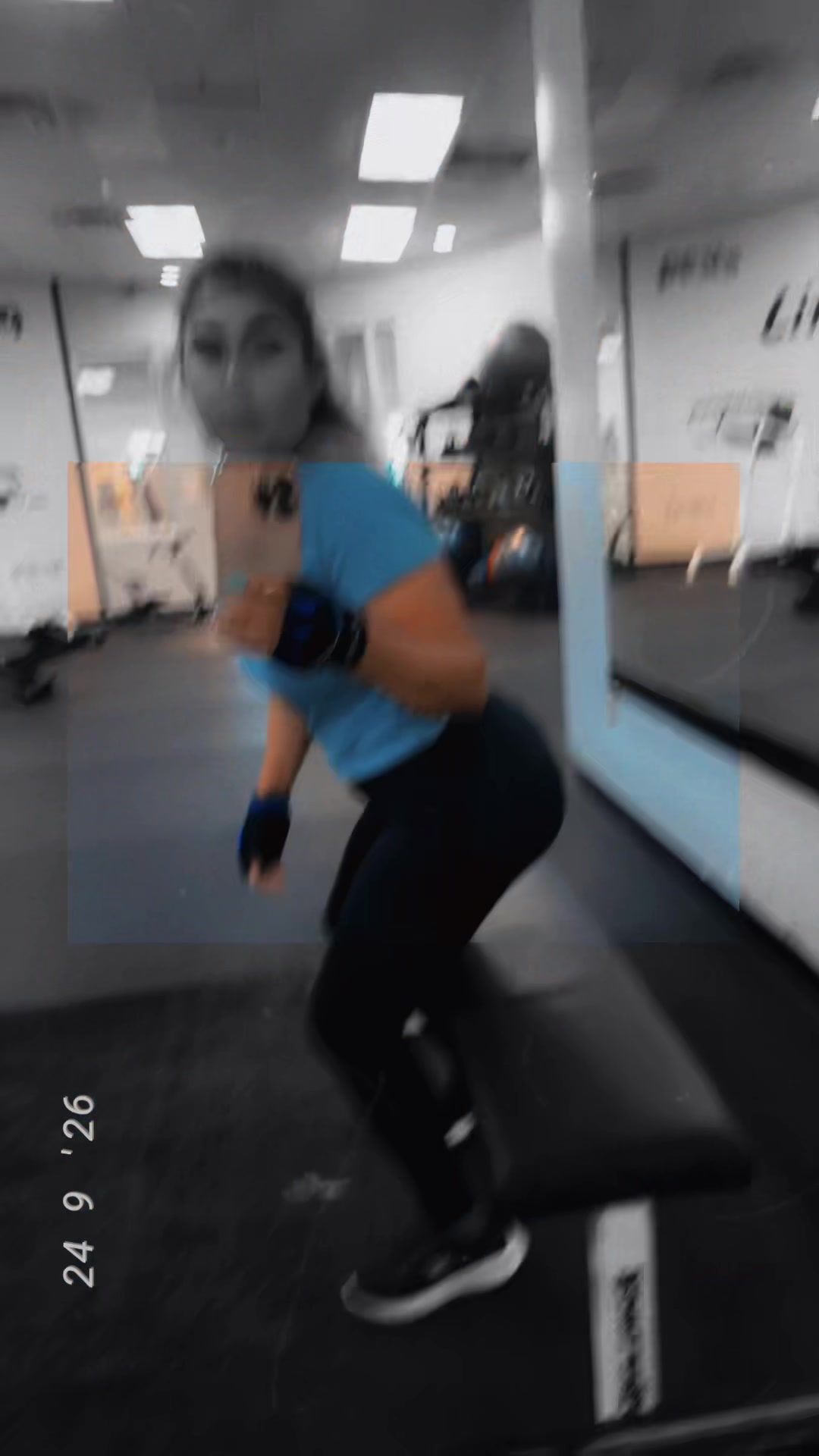 @Blingedbysonia