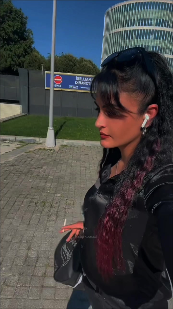 @Ela asi