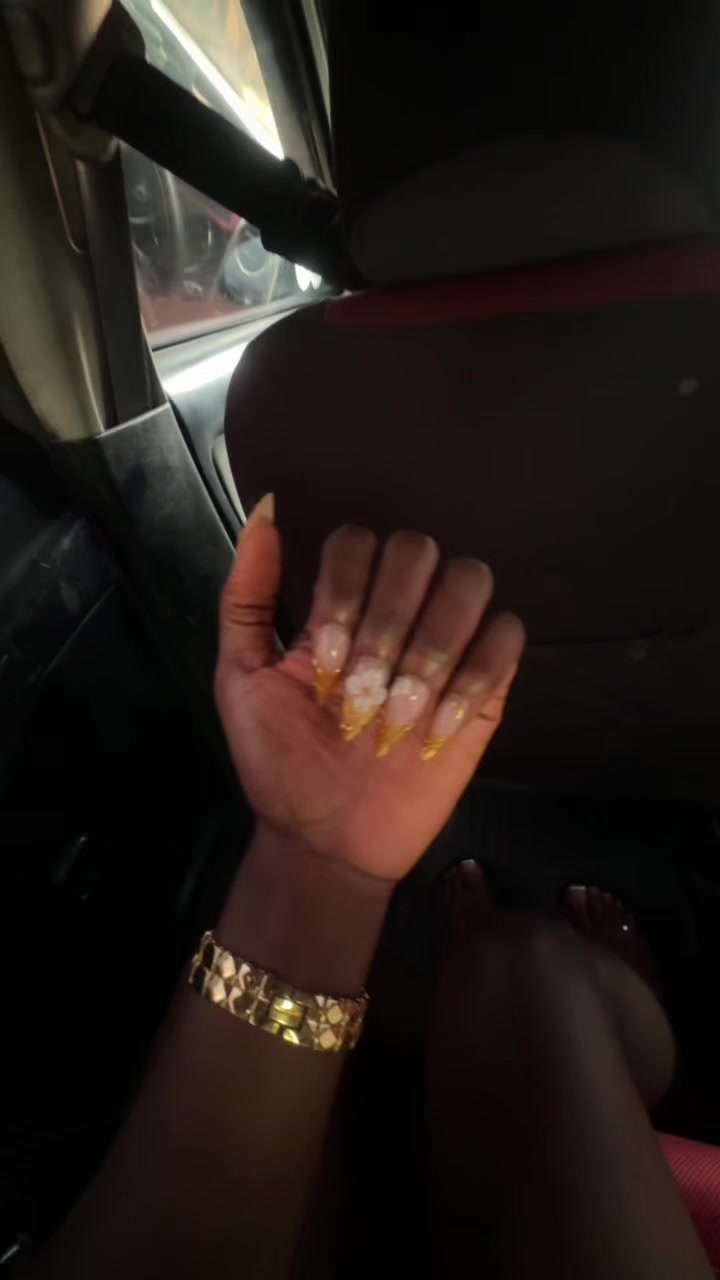@Anabelle🌸🇳🇬🇨🇩
