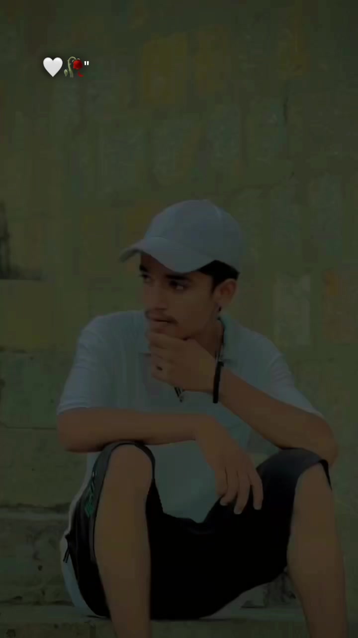 @احسـن🪐