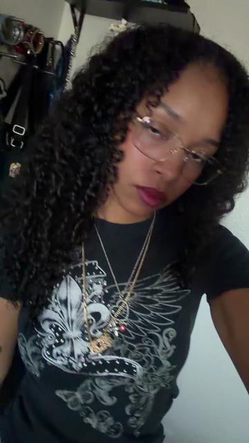 @ebony 𖣂