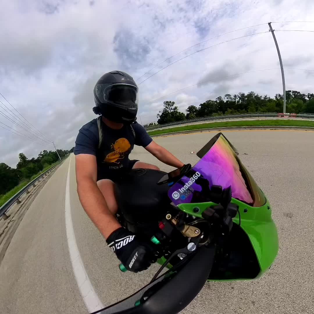 @karlmotorcycle