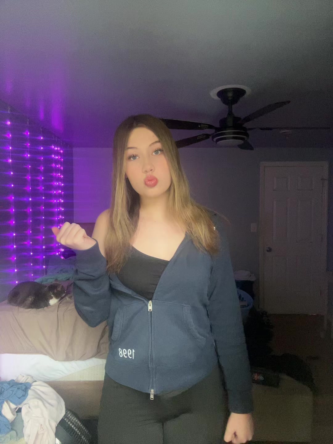 @bellaaa