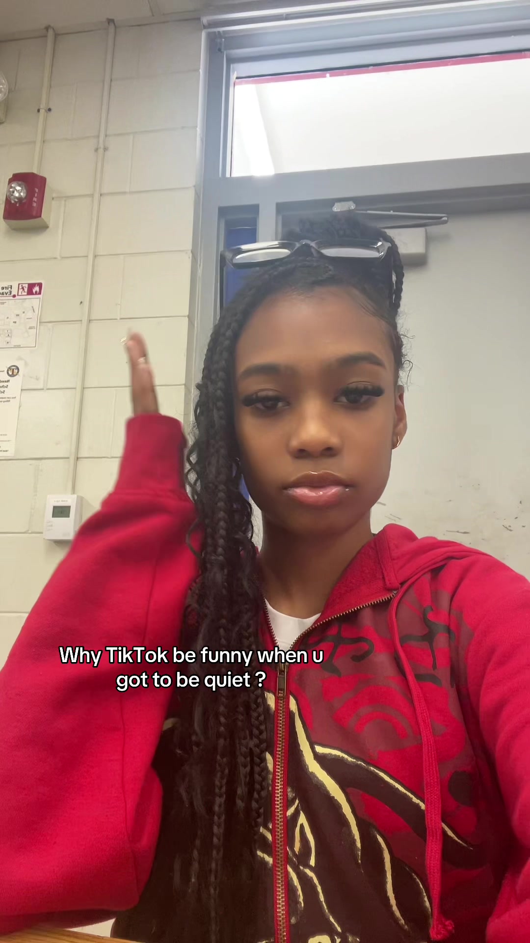 @pr3ttyliyah4