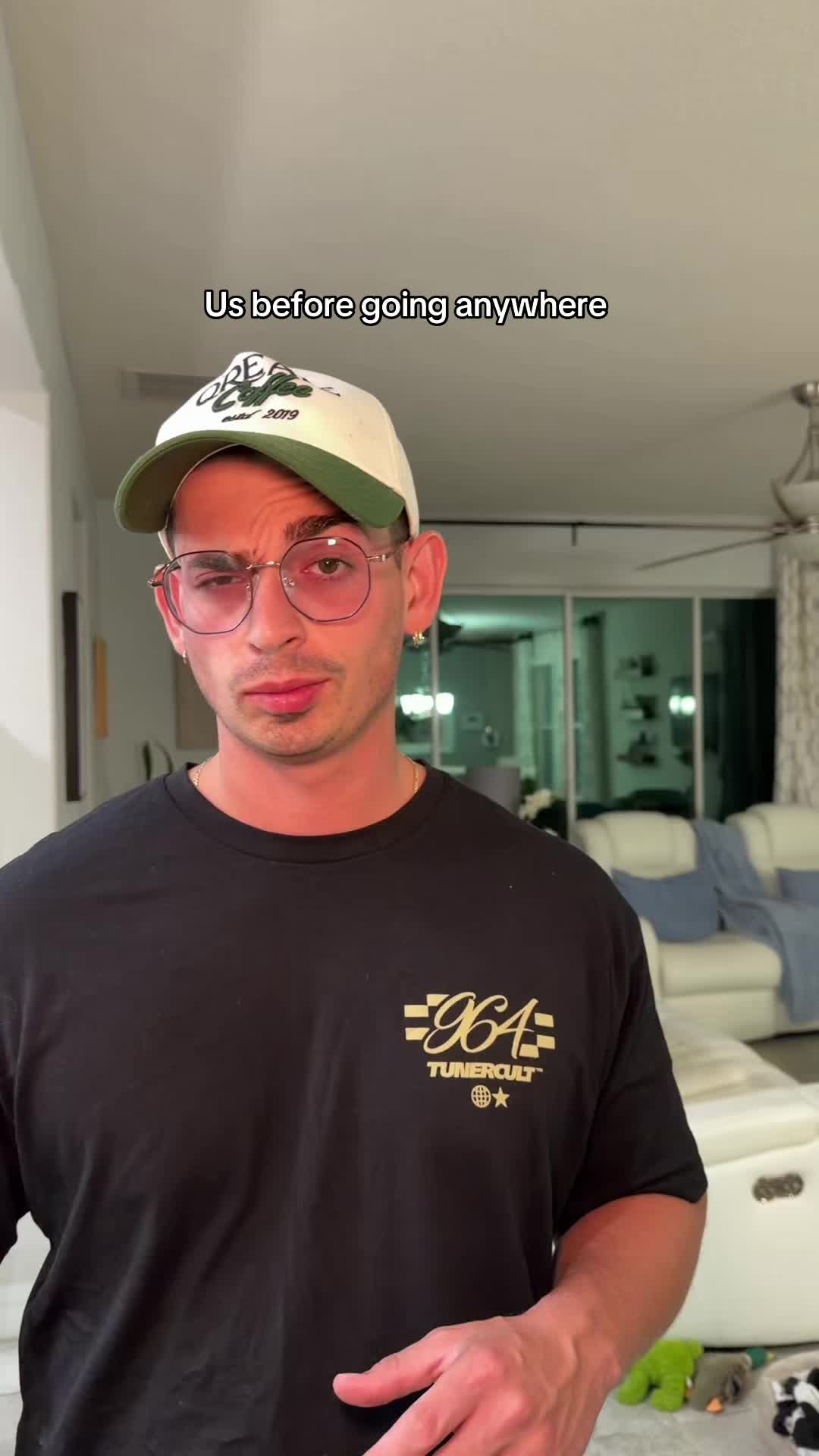 @Tonyaromas