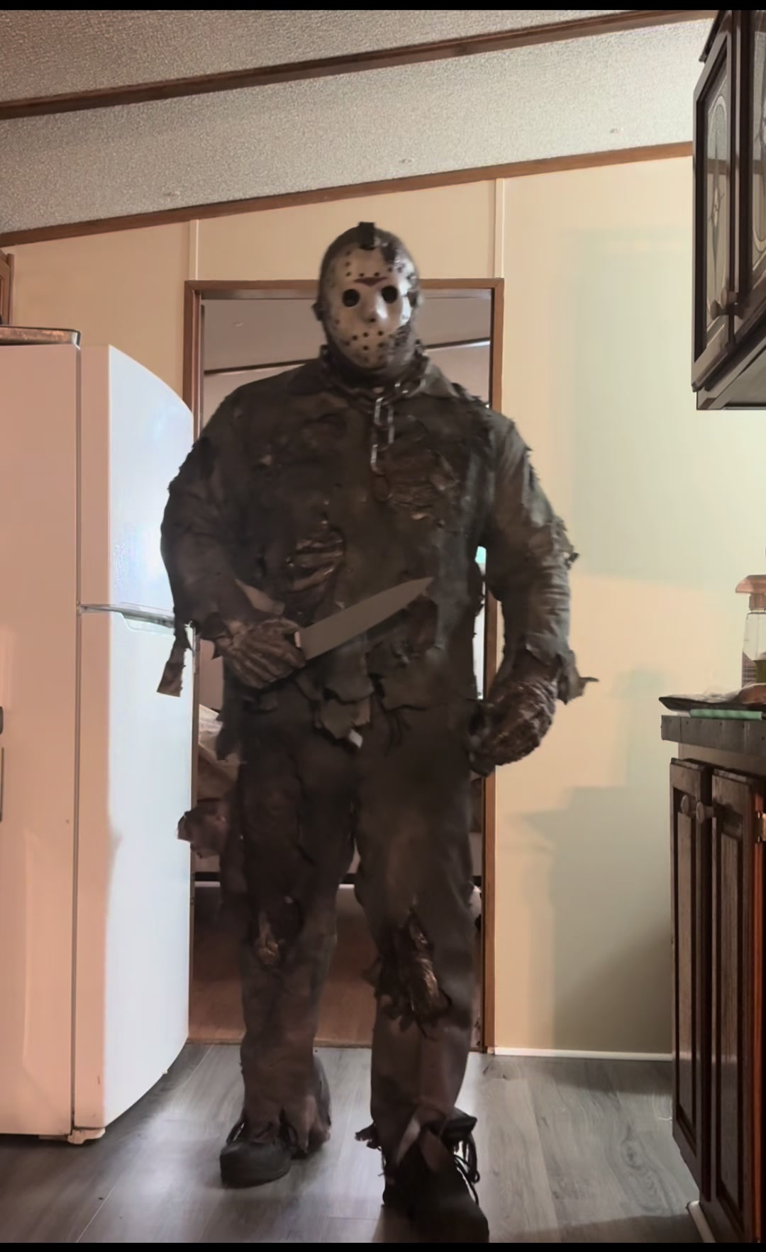 @huskinshorror