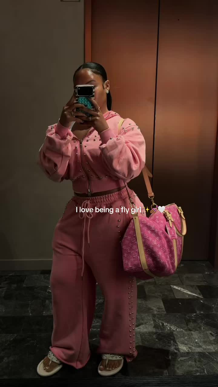@kirahominique