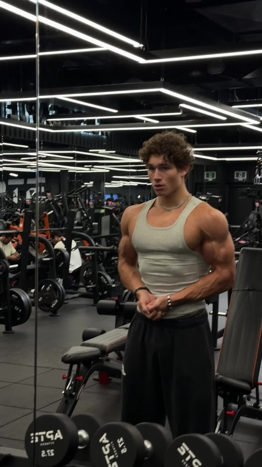 @liamsayegh