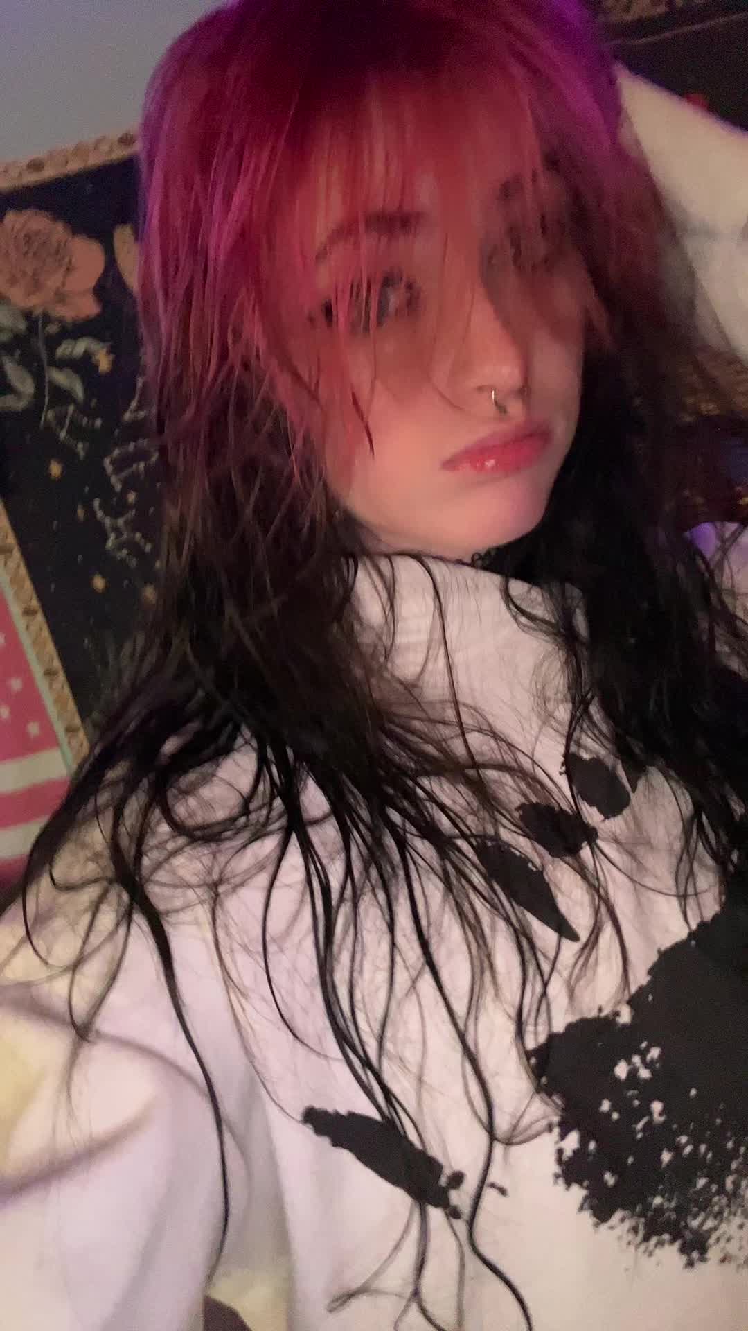 @riri🧟♂️