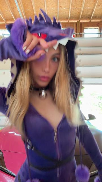 @lolajean