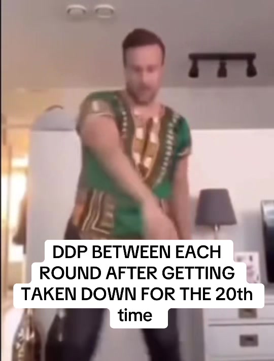 @⃟