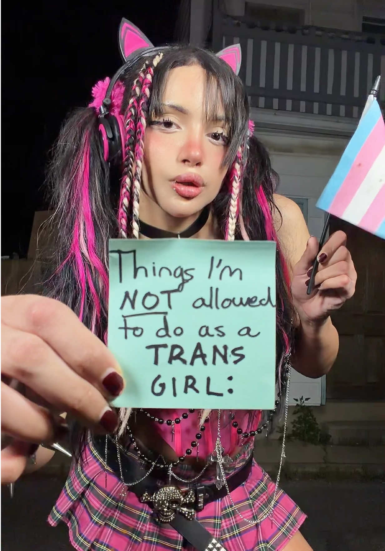 @Mina