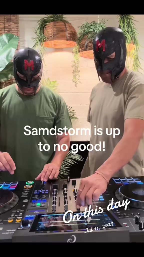 @2M