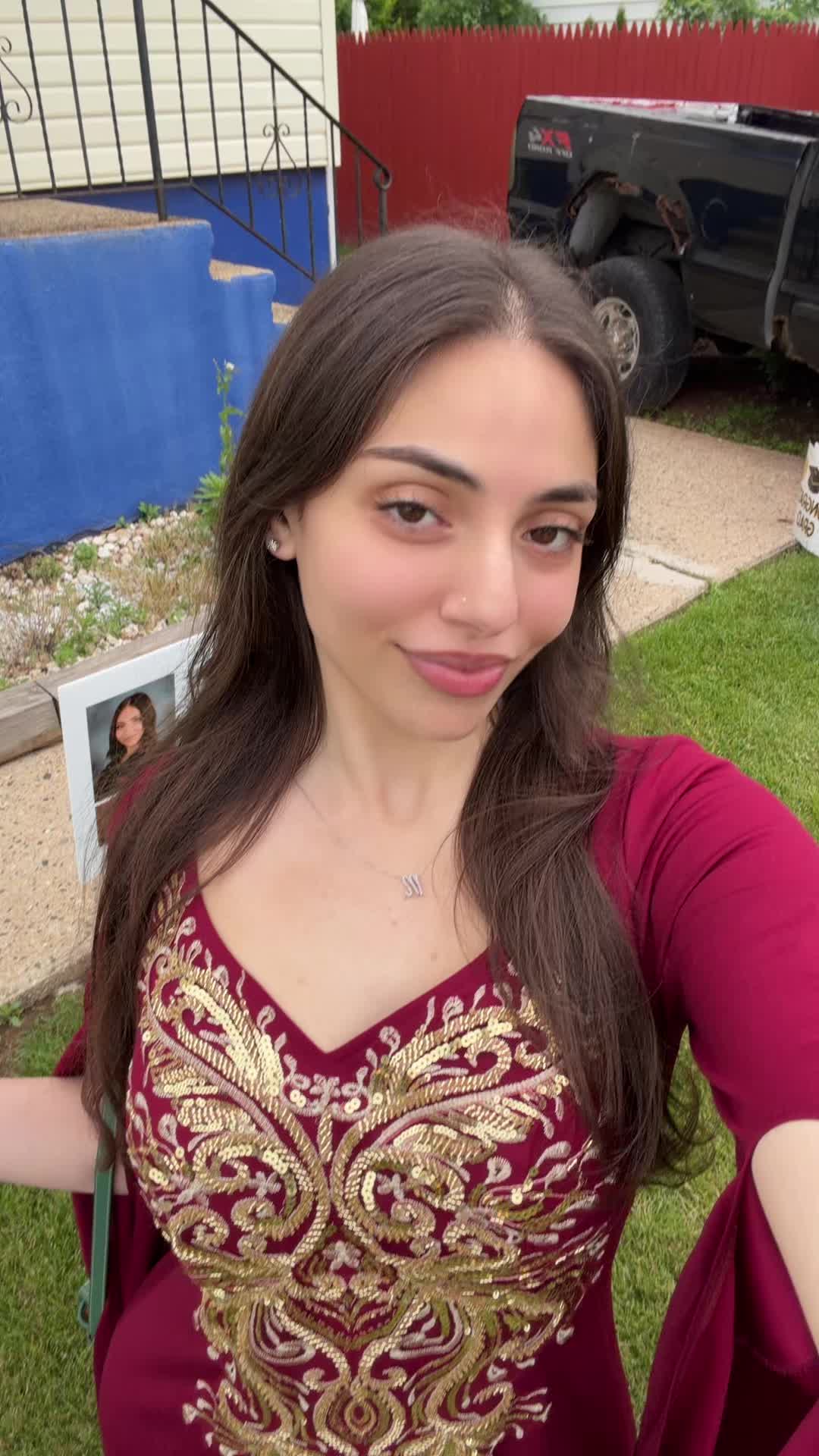 @Ayah🤑