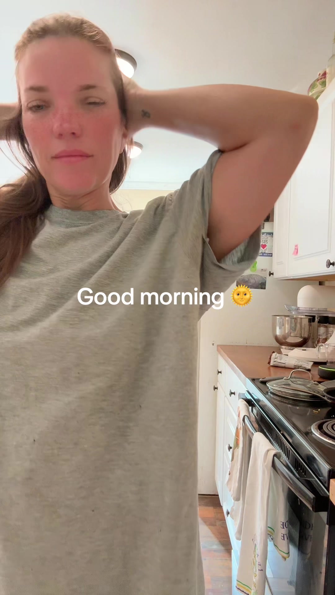 @HotwifeKat