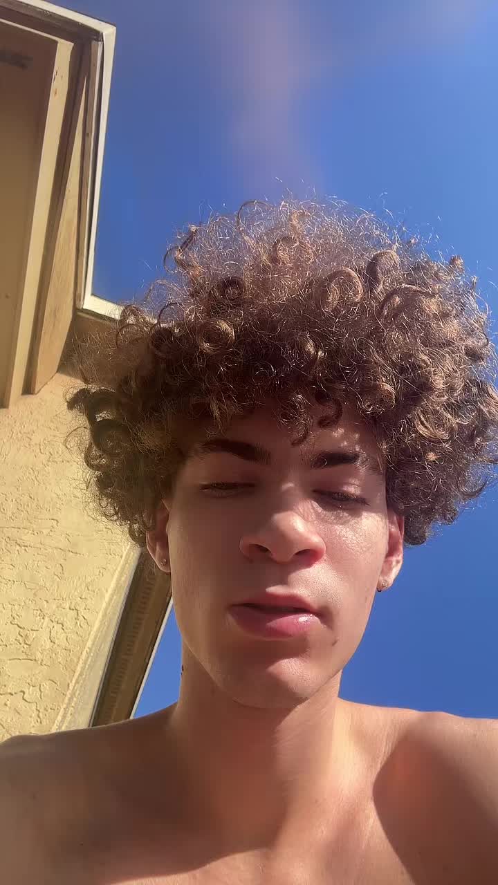 @KODAKWHITE