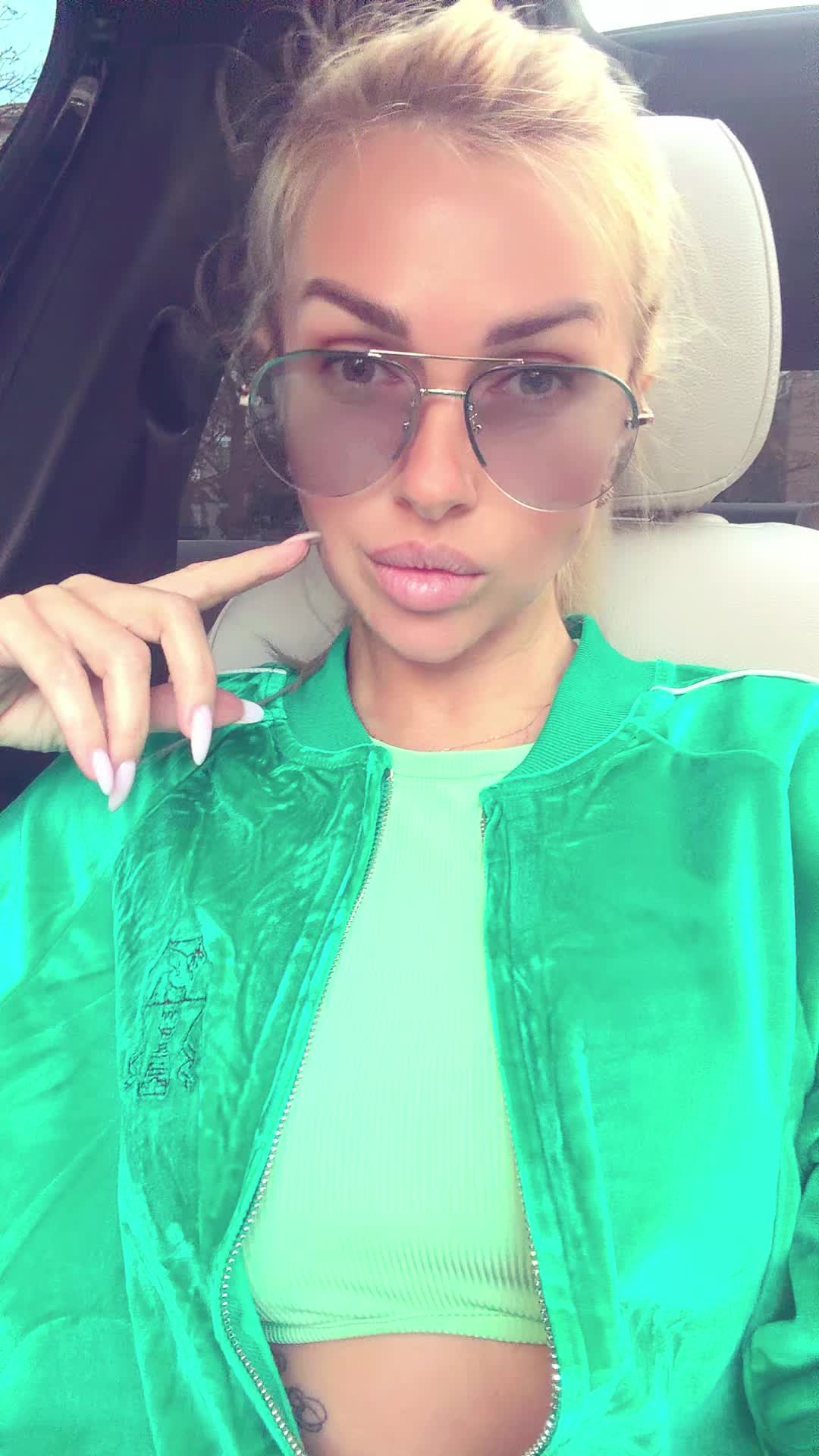 @Lena Pashko