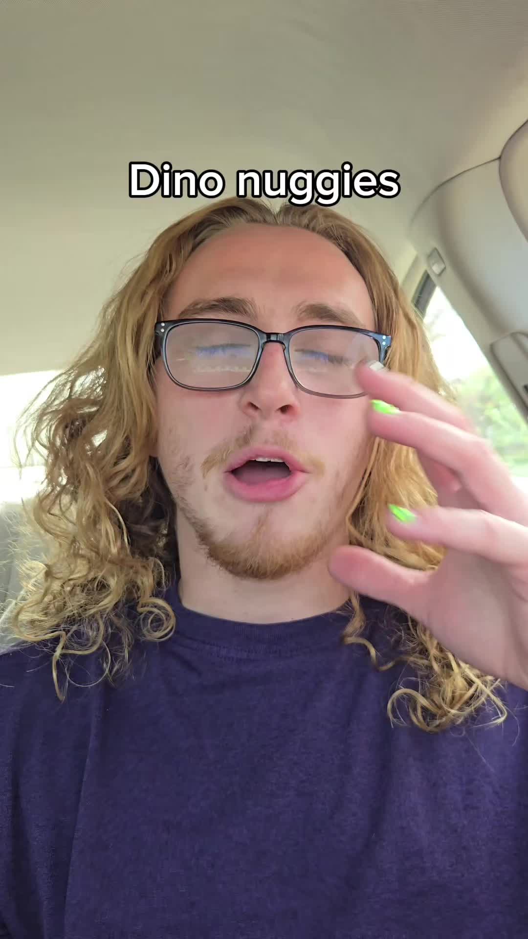 @GoldieGl0cks
