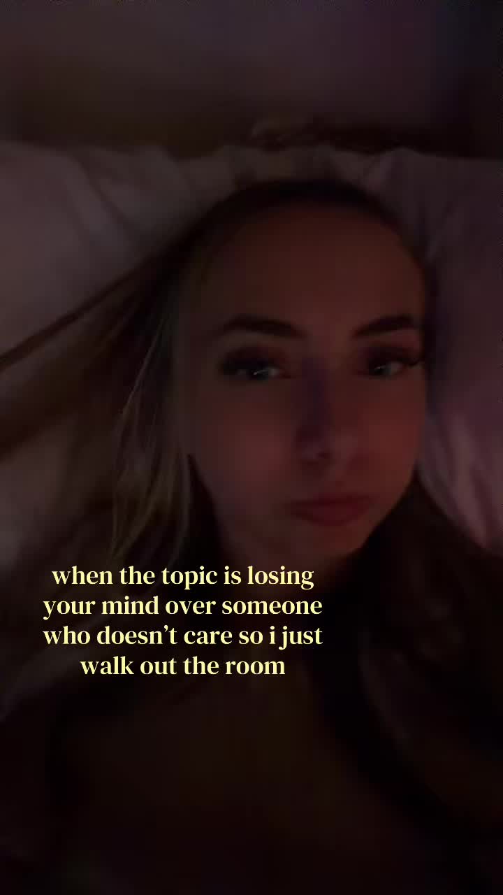 @???