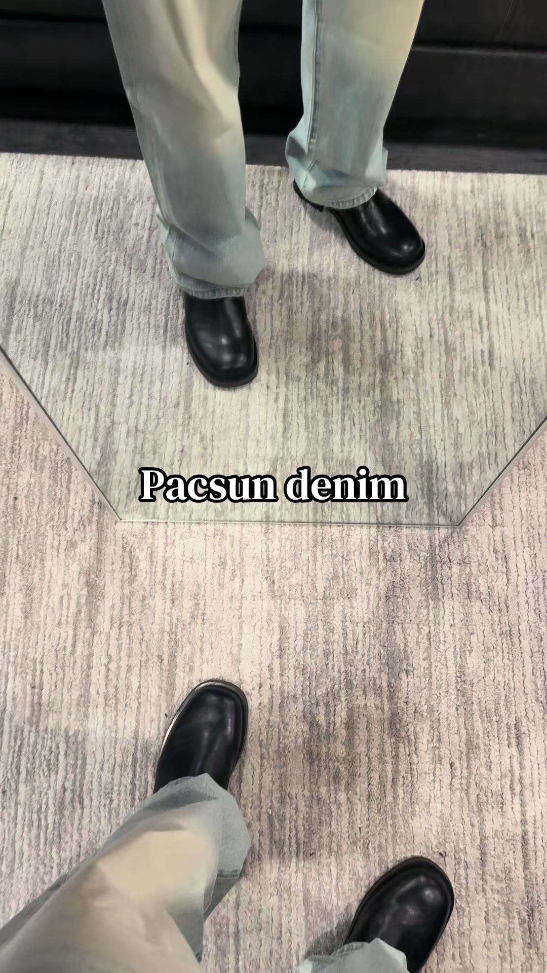 @⛦