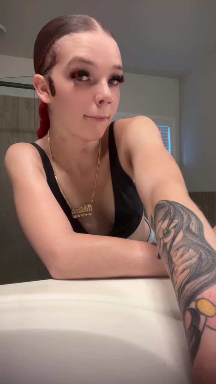 @Adriana Ella