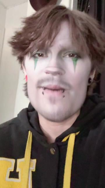 @Maxatron