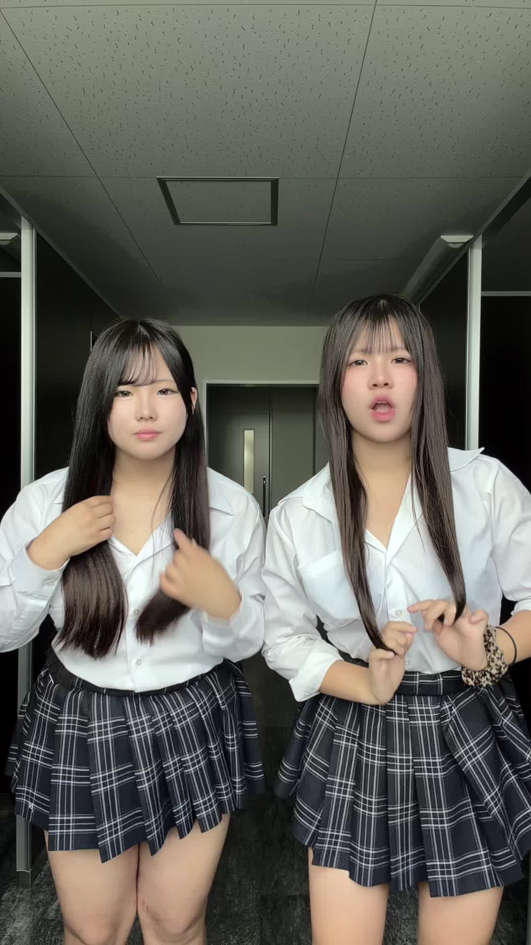 @アヤ