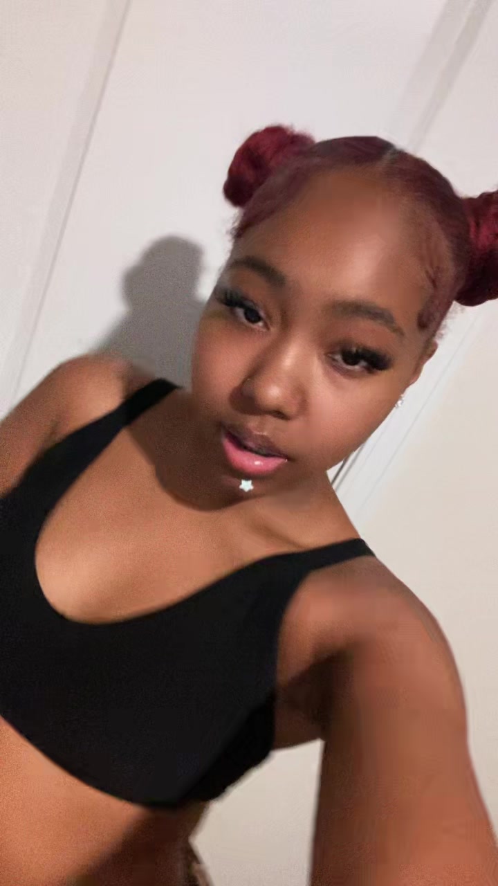 @ziyybay on ig