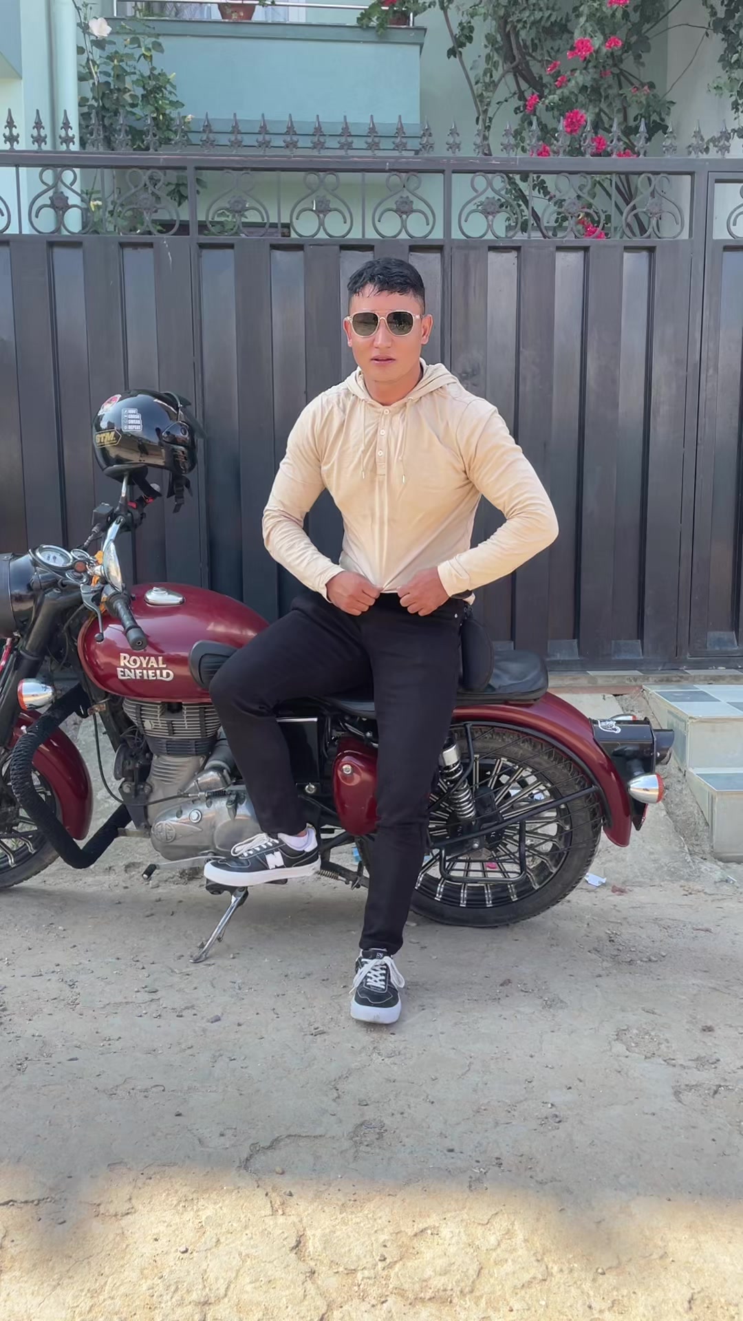 @Gurung