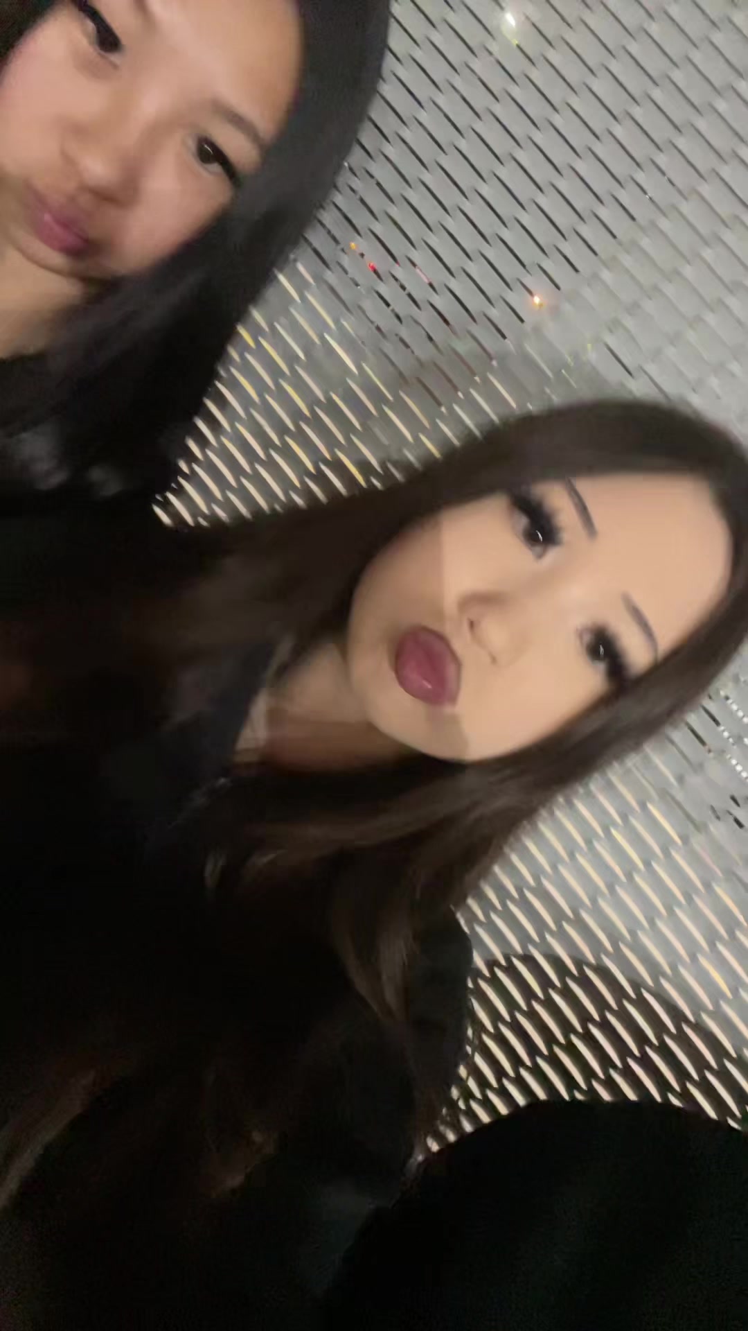 @🥷