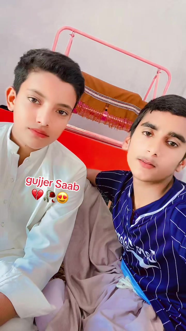 @🥺Ahmed zakhmi 🥷