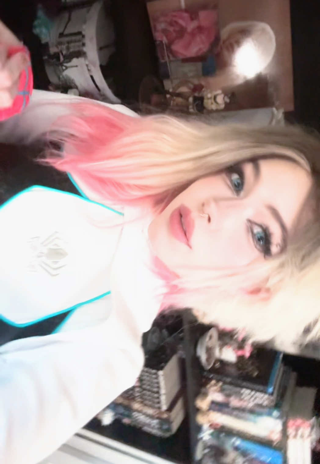 @𝒵