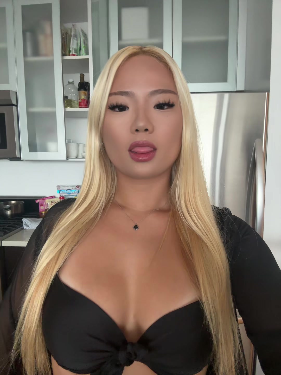 @Hi