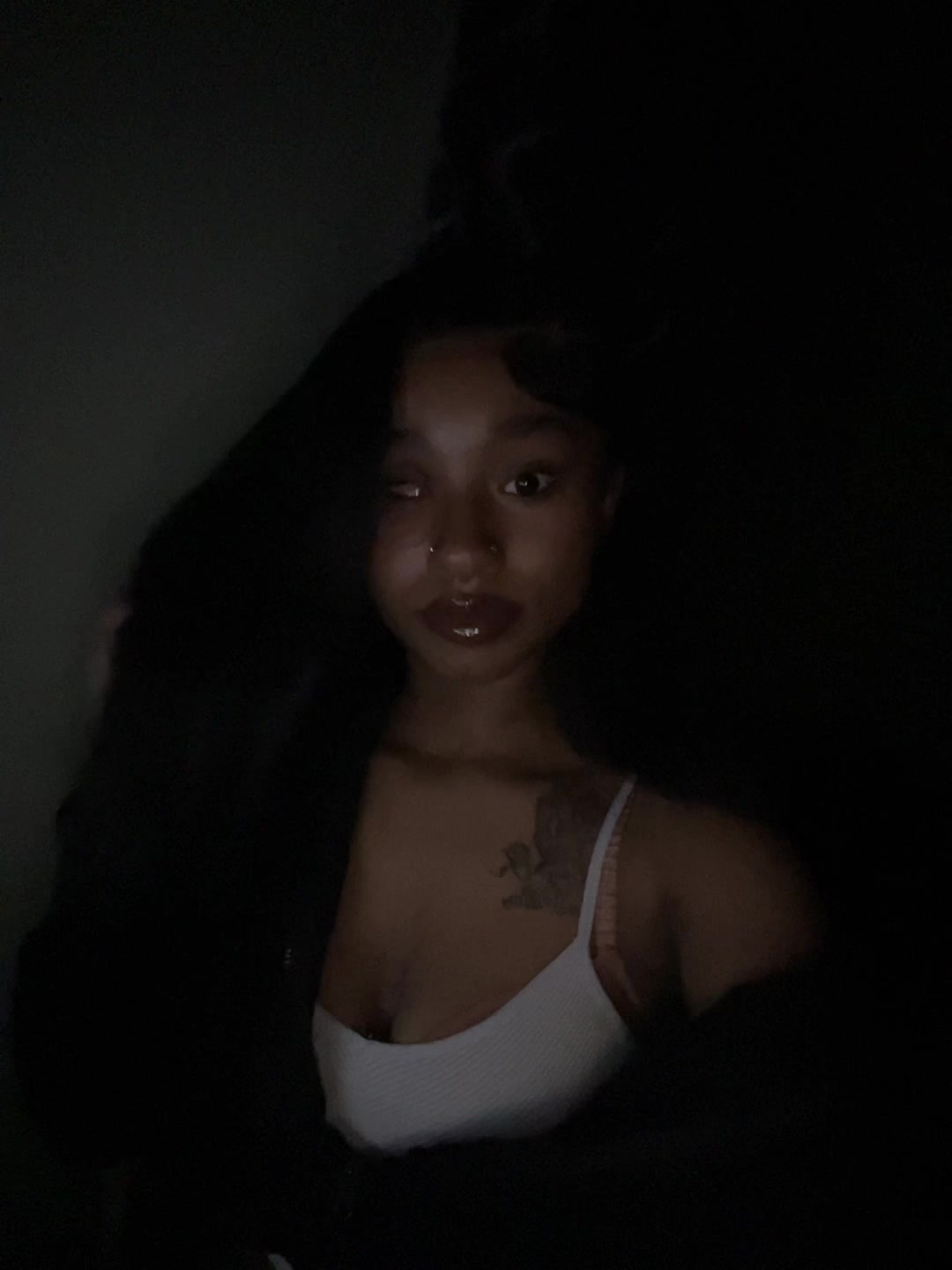 @️