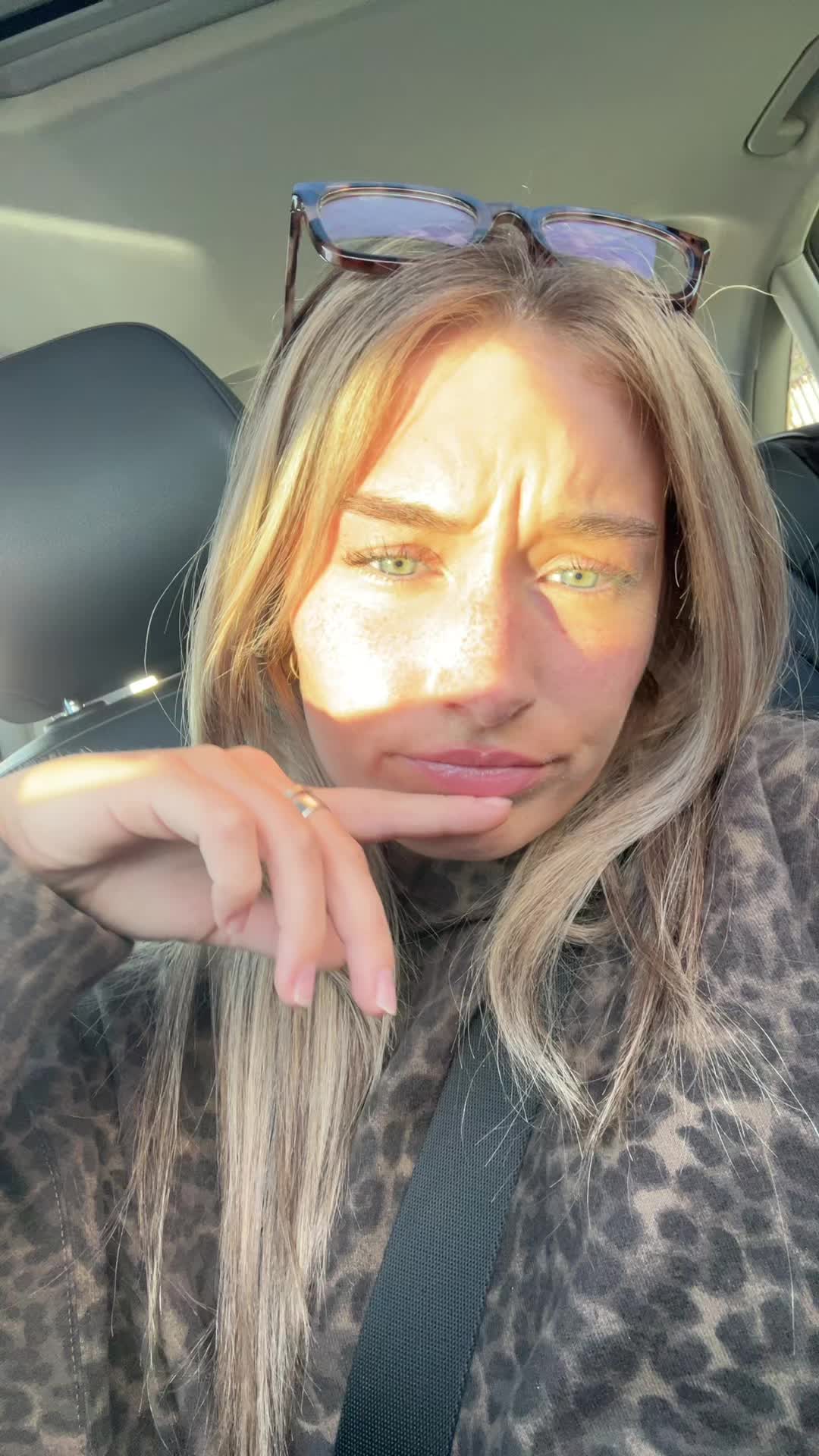 @Em⭐️