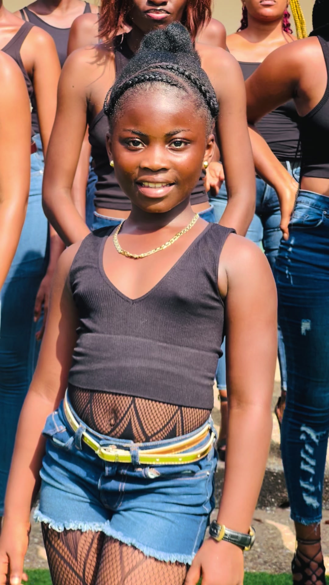 @VERSATILE MODEL AGENCY  🌍