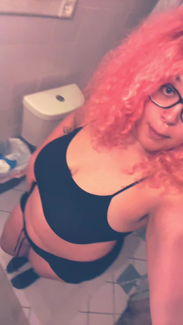 @thickbbria