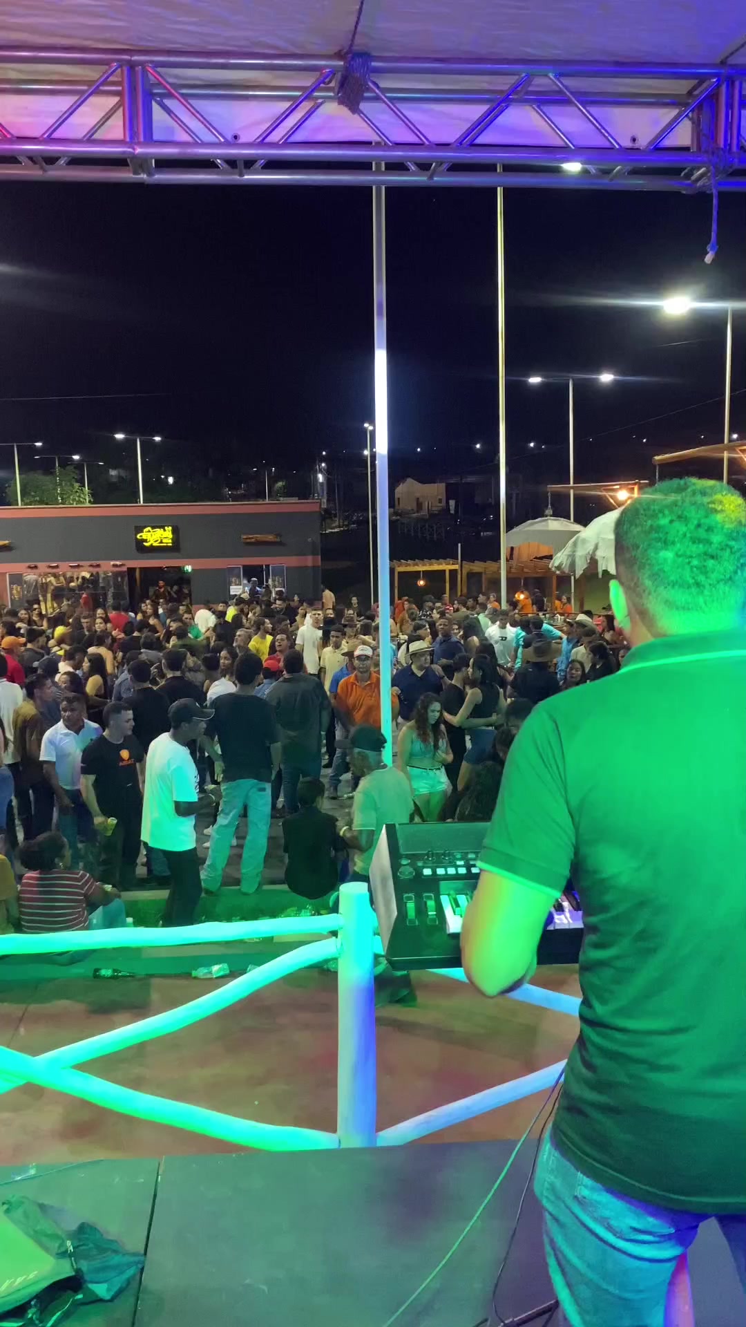 @FORROZ&Atilde;O &Eacute; MIL