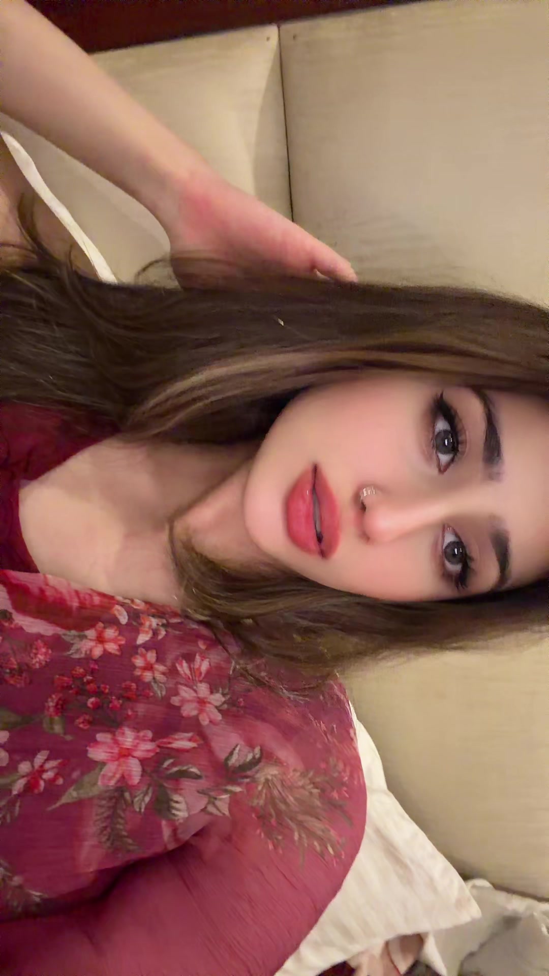 @annienisaar