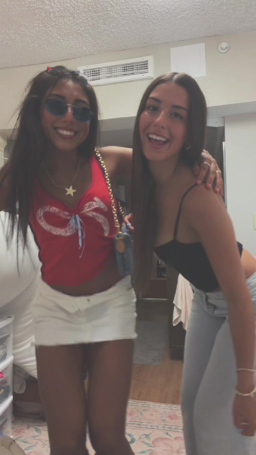 @bellaxalfaro